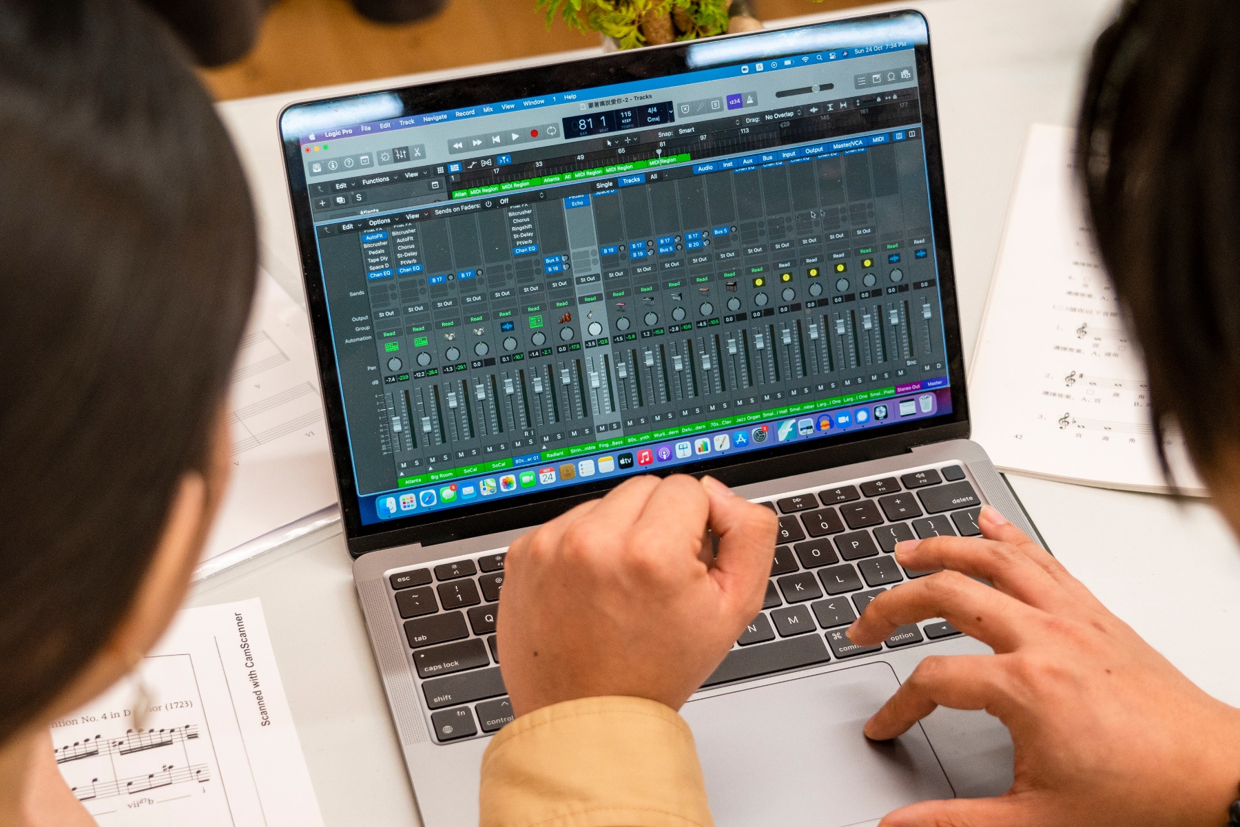一人一部 Mac＋Logic Pro