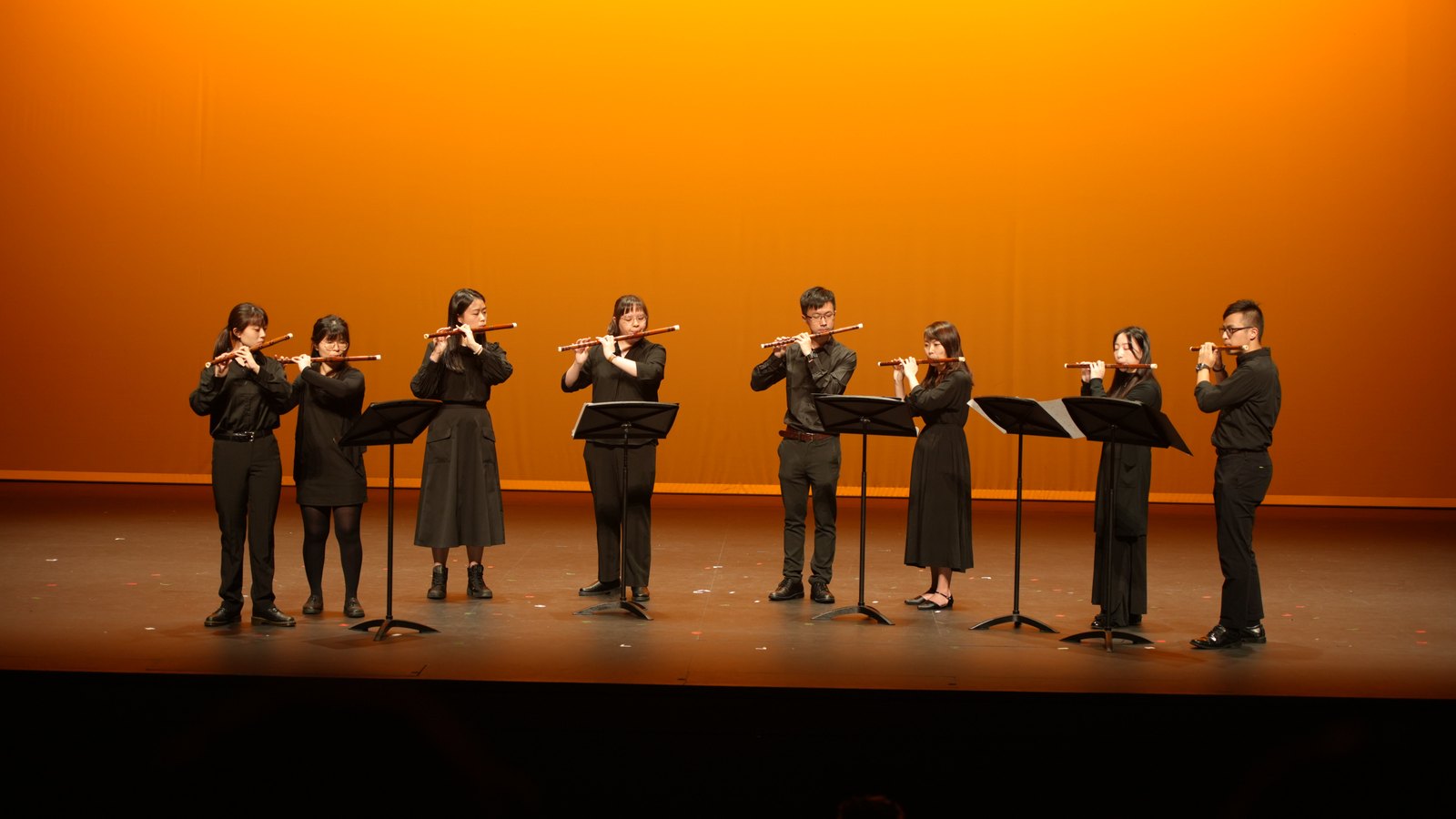 笛子合奏團舞台演出實況 — 藝術總監朱文昌